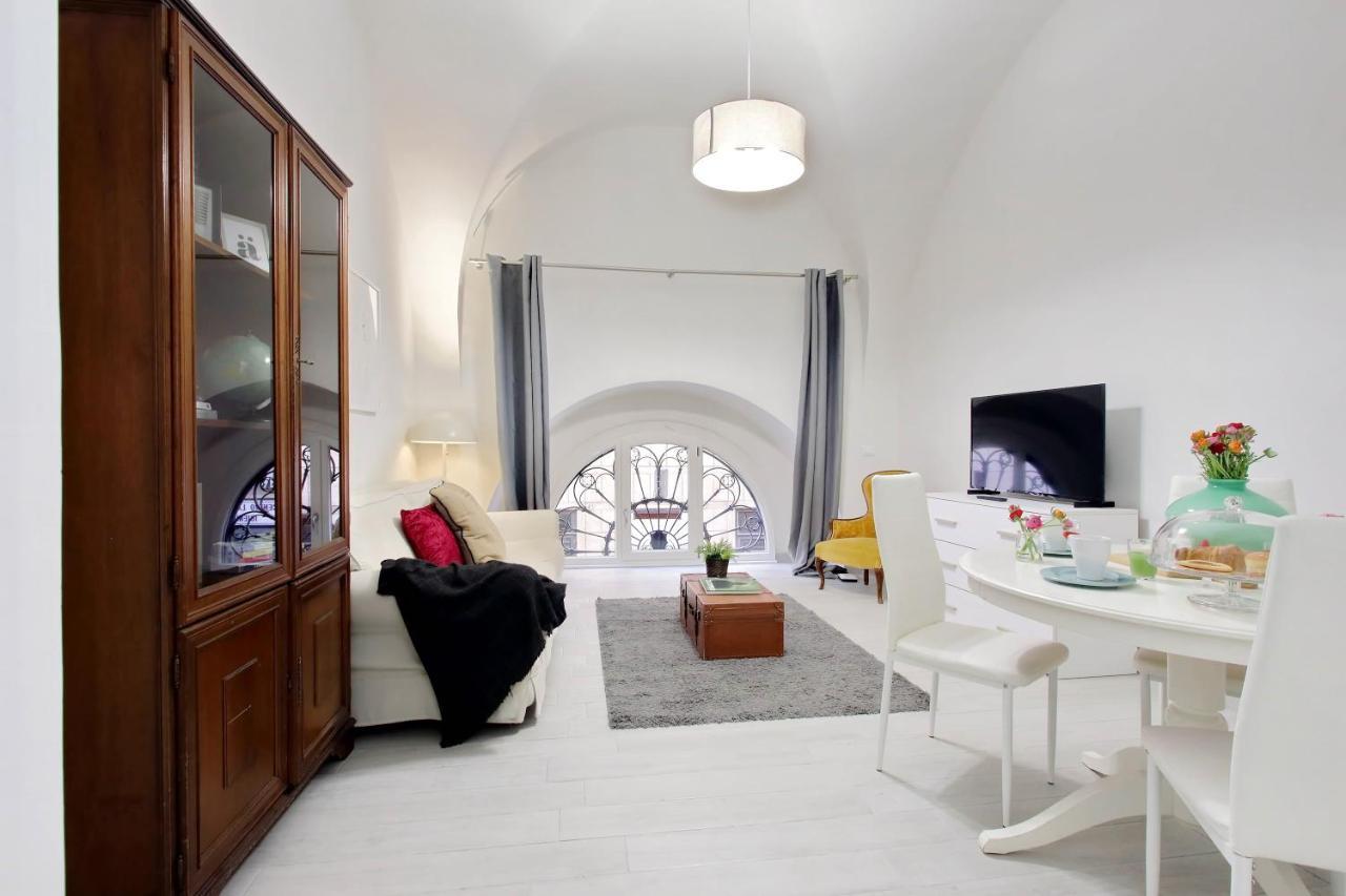 Ponte Cavour Apartment Рим Экстерьер фото